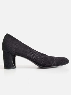 Stuart Weitzman Classic Pumps Black Goose Bump Nappa Leather Heels women’s 6